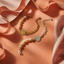 biba Armband Metall gold mit cremefarbenen Glasperlen