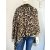 Kuscheliger Schal im LEO Look